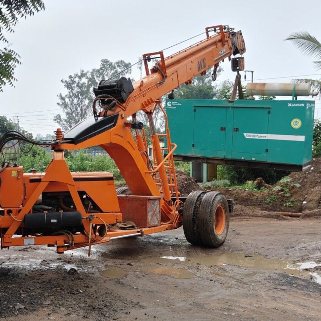 Hydra crane services noida